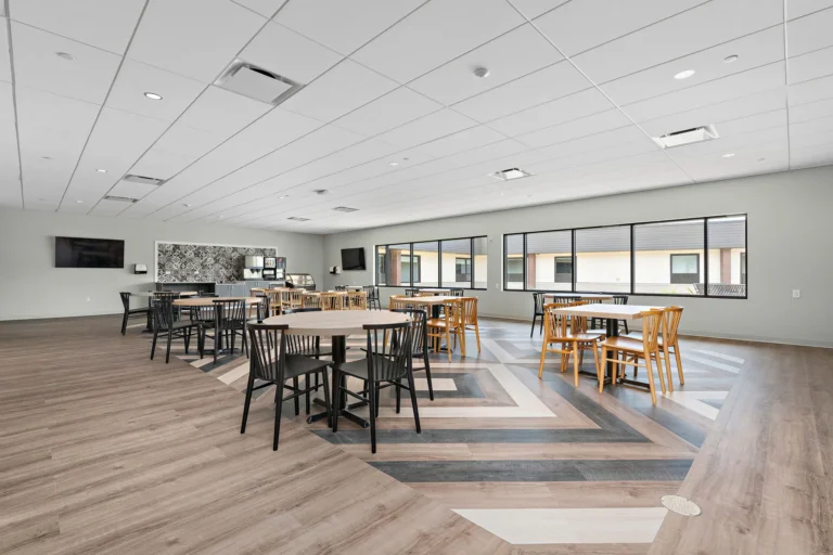 1RKC Cafeteria3 2