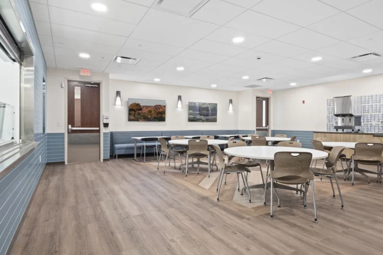 The Recovery Village Indianapolis Drug Alcohol and Mental Health Rehab dining area