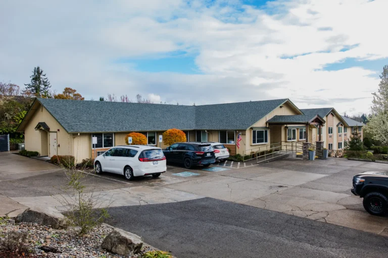 The Recovery Village Ridgefield Drug and Alcohol Rehab near Portland entrance parking lot scaled