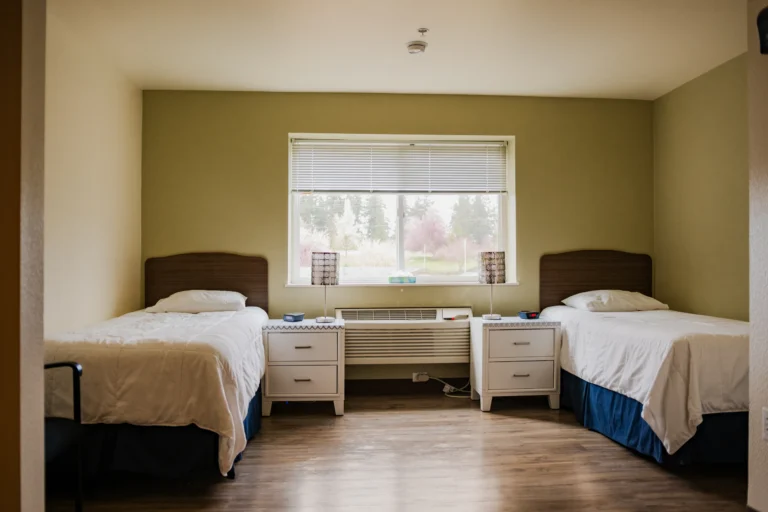 The Recovery Village Ridgefield Drug and Alcohol Rehab near Portland inpatient rehab bedroom scaled