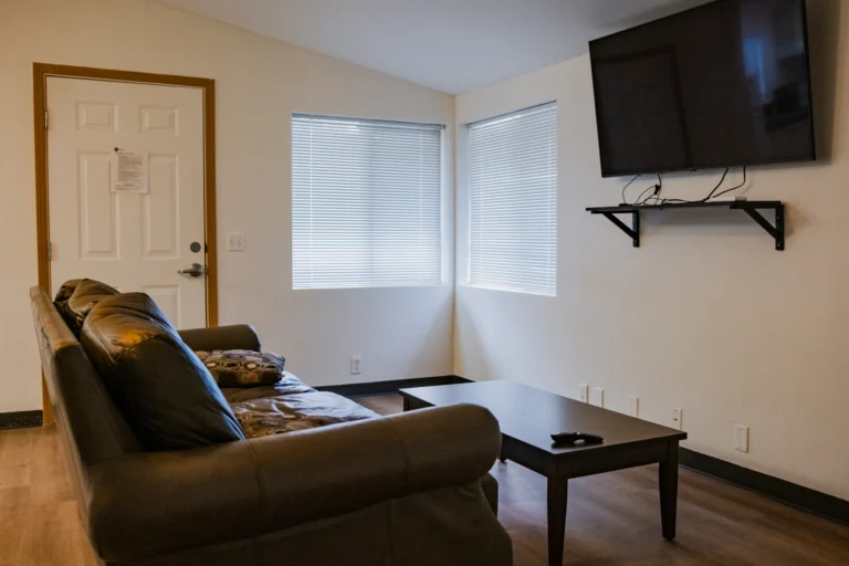 The Recovery Village Ridgefield Drug and Alcohol Rehab near Portland living room scaled