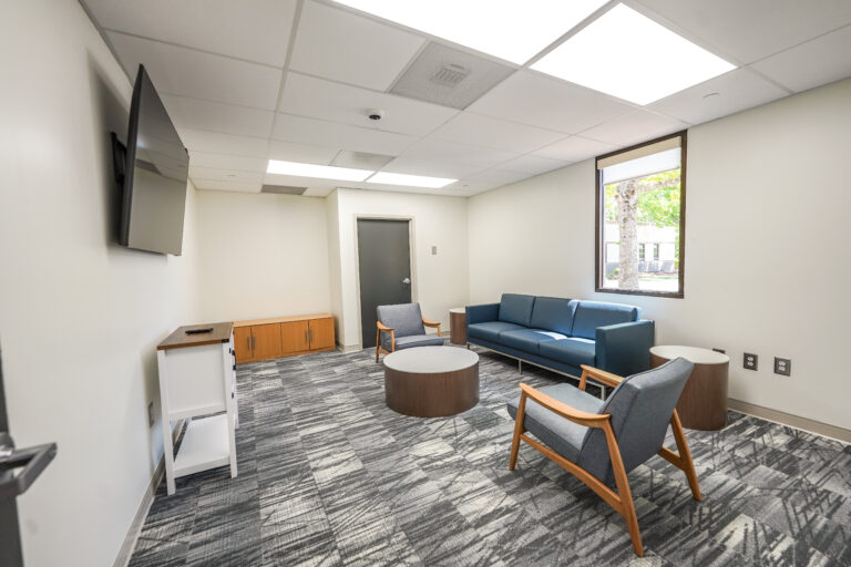 The Recovery Village South Atlanta Drug, Alcohol and Mental Health Rehab - family waiting room