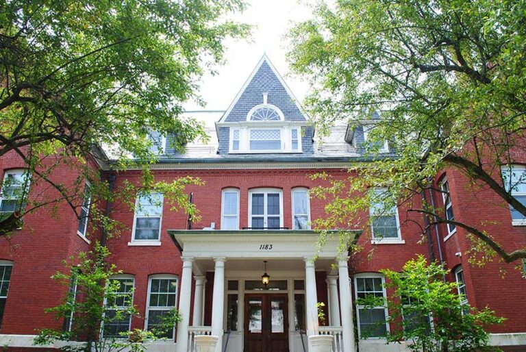 Washburn-House-Facility-Photo-4