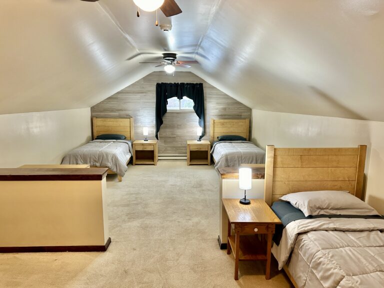 The Ranch Pennsylvania Outpatient Services - attic bedroom space with ceiling fan