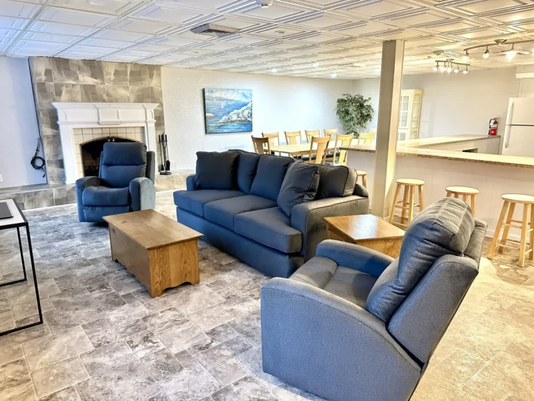 The-Ranch-Pennsylvania-Outpatient-Services-beautiful-living-area-scaled