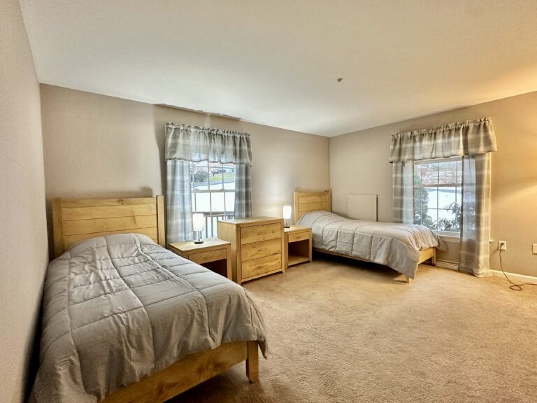 The Ranch Pennsylvania Outpatient Services - spacious double bedroom