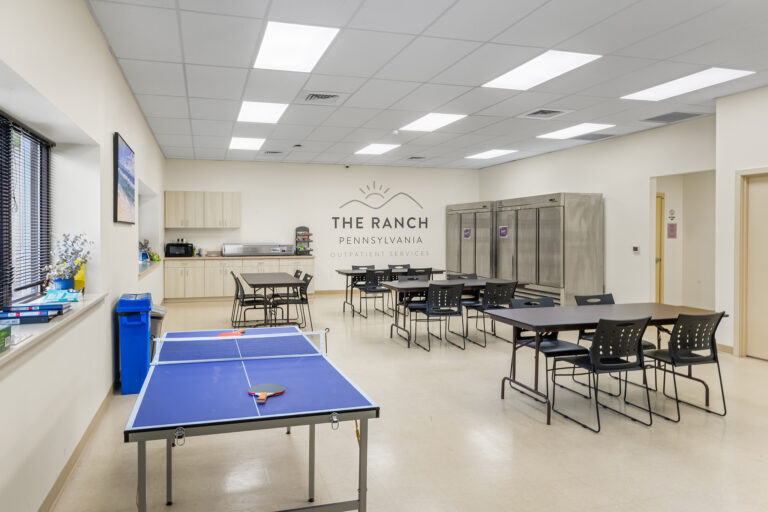 The Ranch Pennsylvania Outpatient Services - well-appointed activity room